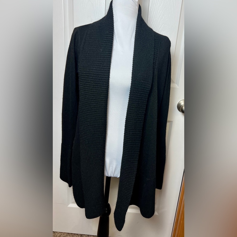Love stitch medium cardigan black